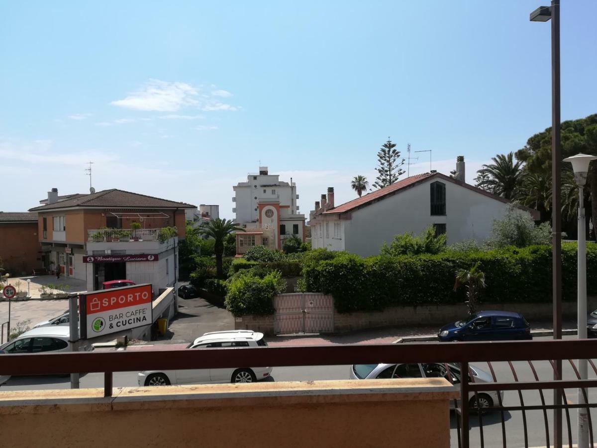 La Casa Del Sole Villa Santa Marinella Buitenkant foto